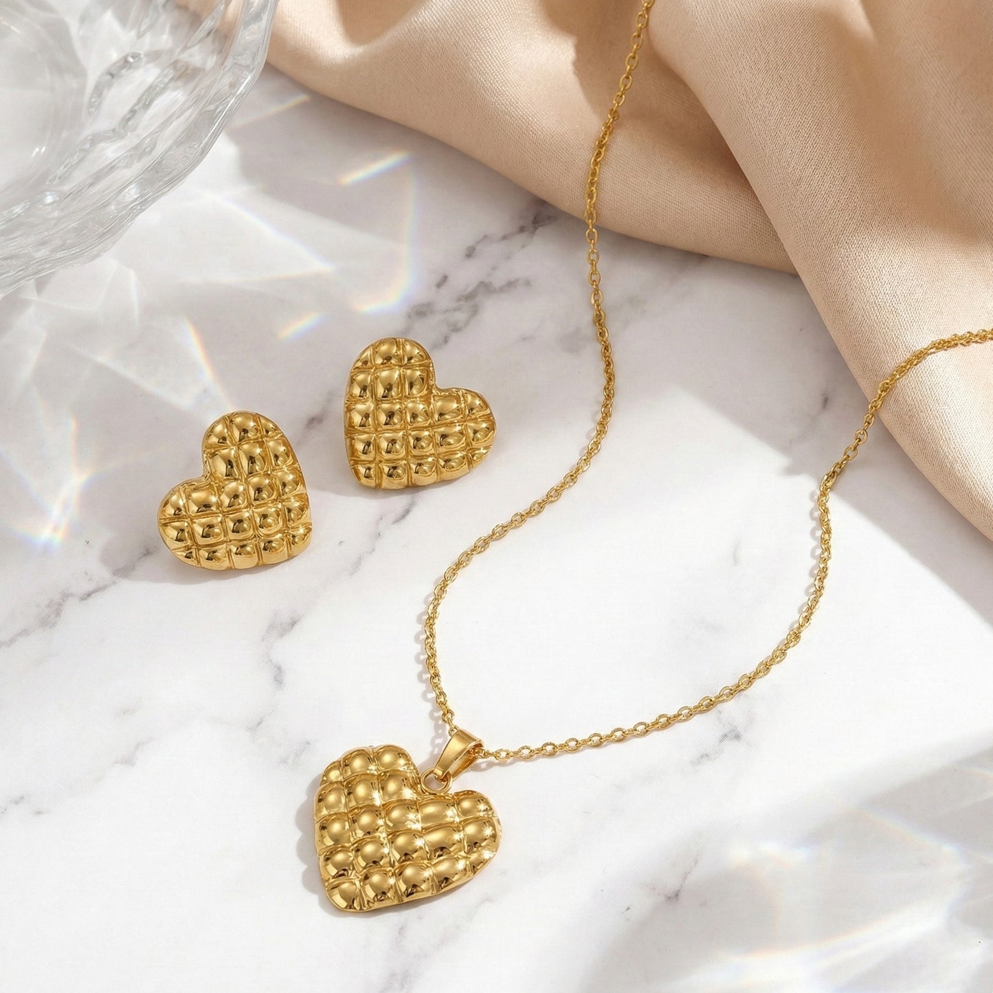 Golden Quilted Heart Set