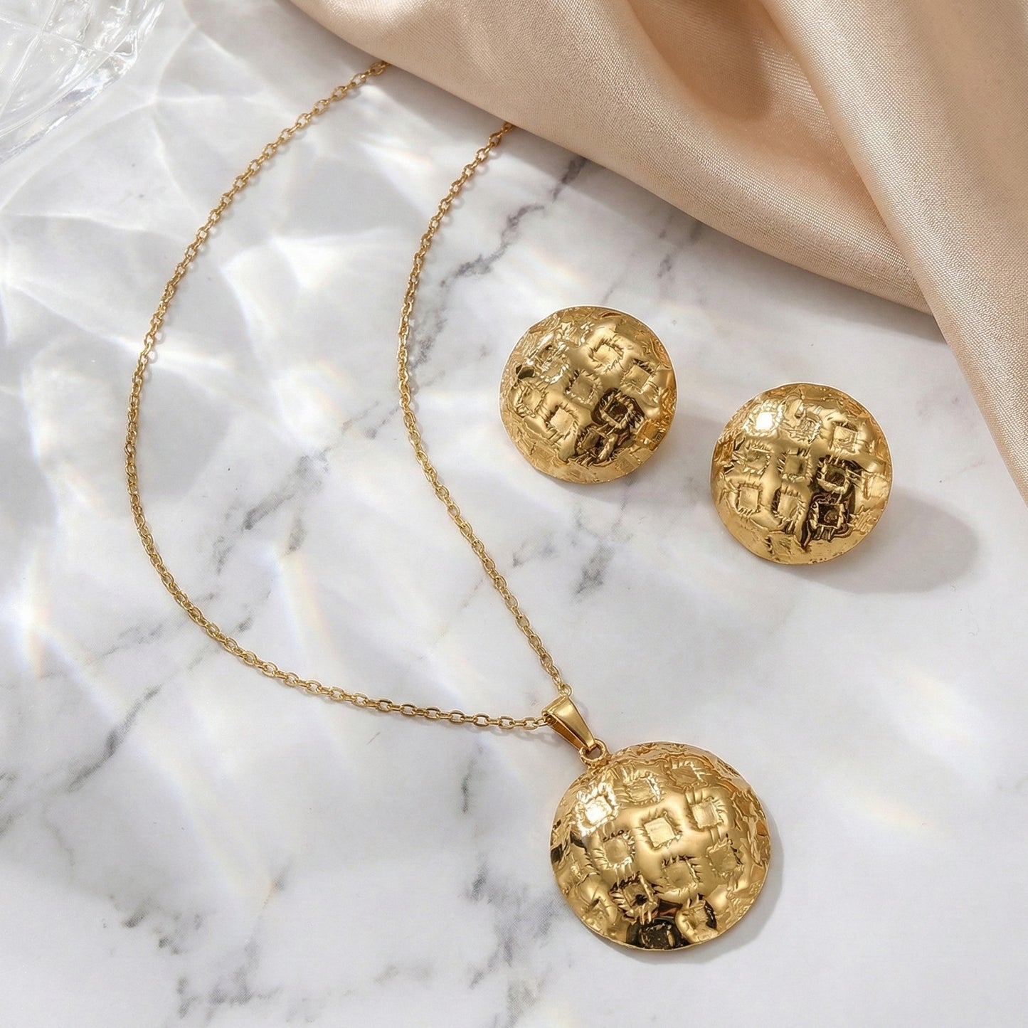Golden Coin Luxe Set