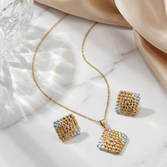 Aurora Weave Gold Set