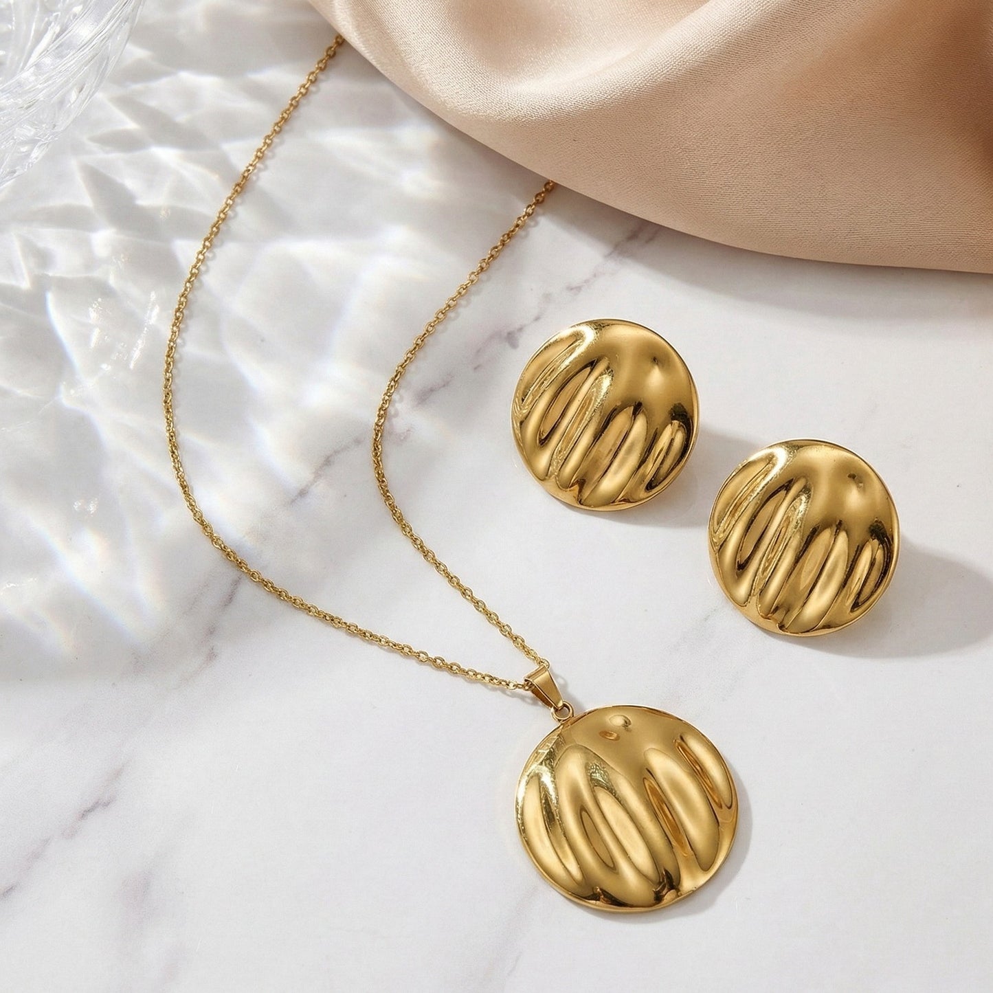 Molten Orbit Gold Set