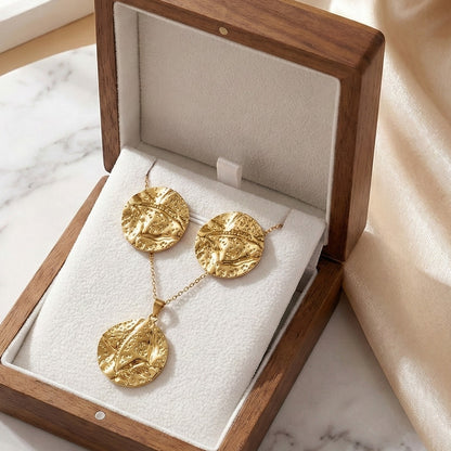 Golden Luxe Medallion Set