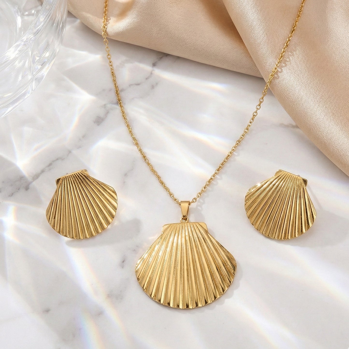 Golden Ocean Shell Set