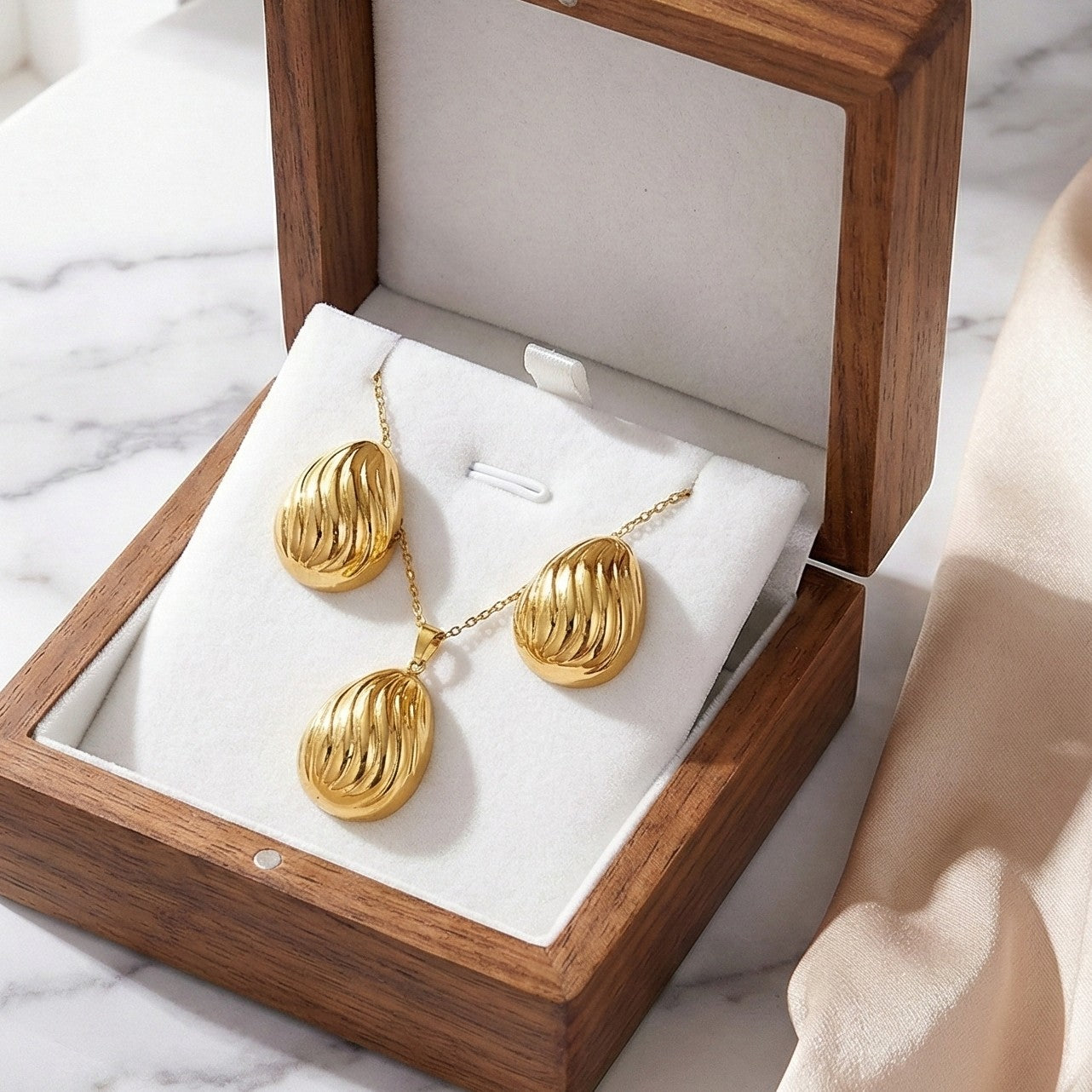 Golden Ripple Drop Set