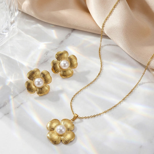 Soft Radiance Gold Set