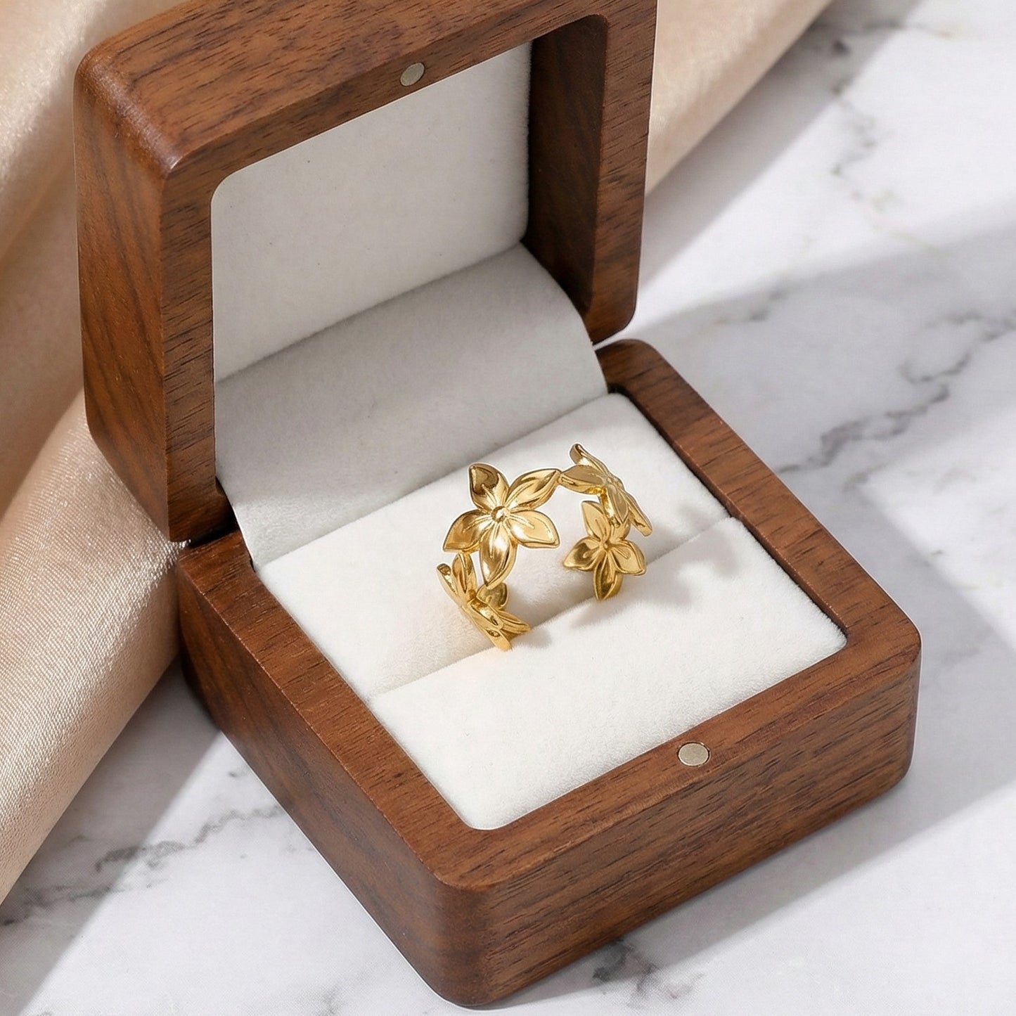 Floral Aura Ring