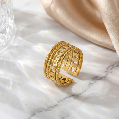 Golden Link Ring