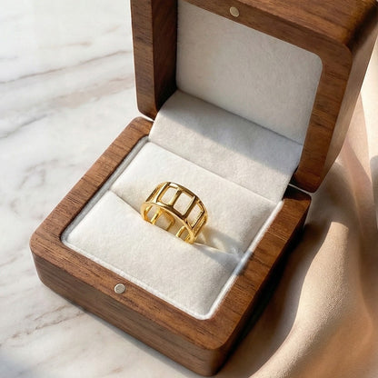 Geometric Grid Ring