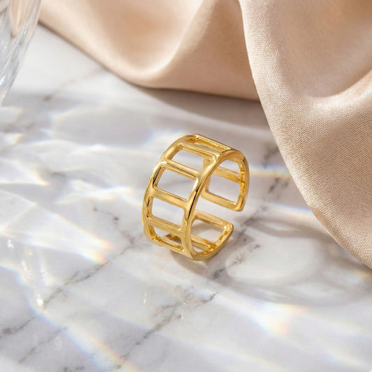 Geometric Grid Ring