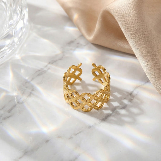 Gilded Lattice Ring