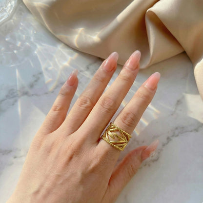 Heirloom Weave Ring