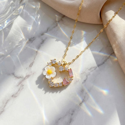 Daisy Love Necklace