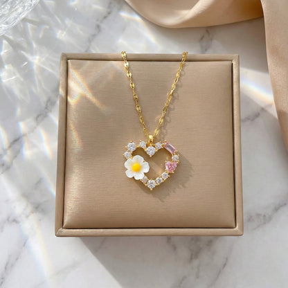 Daisy Love Necklace