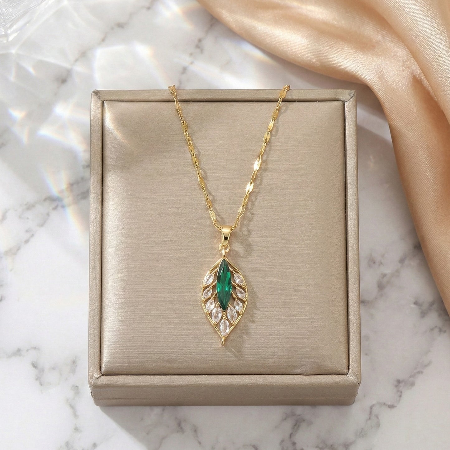 Emerald Breeze Necklace