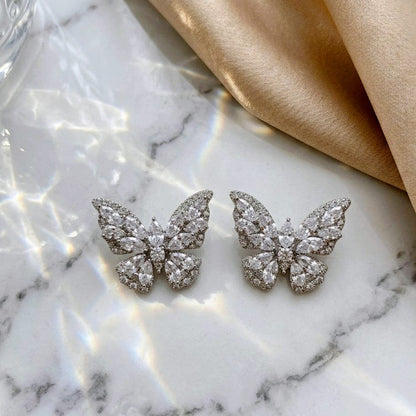 Nova Flutter Studs