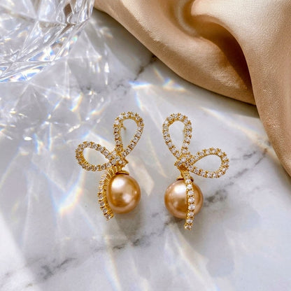 Velisse Pearl Studs