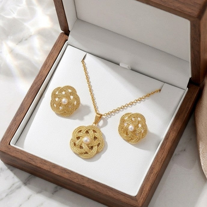 Golden Rosette Pearl Set