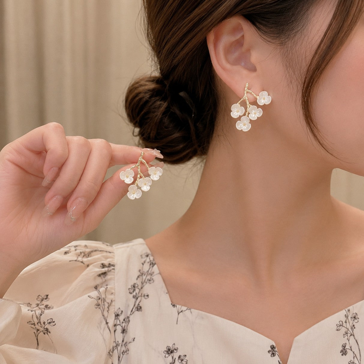 Moon Vine Studs